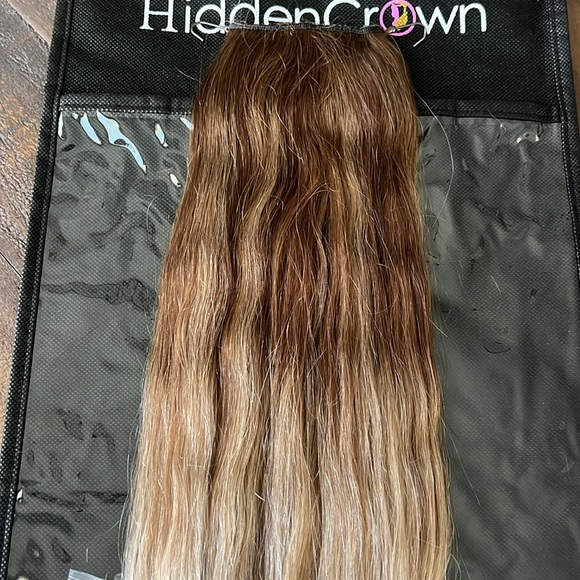 NEW-HIDDEN CROWN- BUNGEE PONYTAIL- COLOR 882 dark ash blonde wavy-human hair 18” - Picture 13 of 15